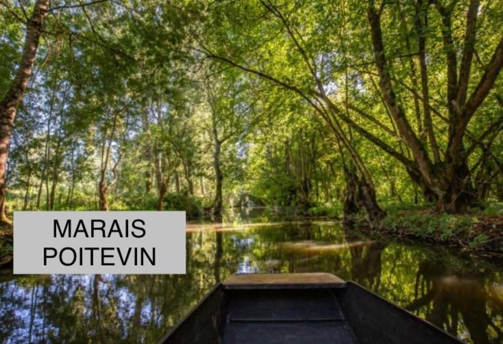 Maison De La Mare Aux Rainettes Location Vacances Standing Au Coeur Du Marais Poitevin - 3 Chambres - 6 Personnes La Celle-sous-Gouzon Exteriér fotografie